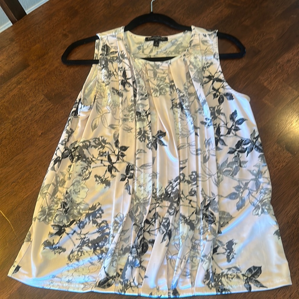 Banana Republic Factory Tank Top